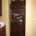 Wine Gate #33